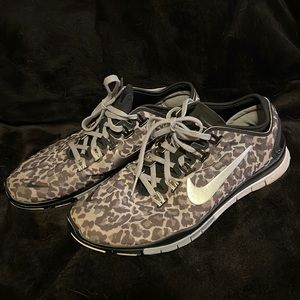 Used Nike Free TR connect 2